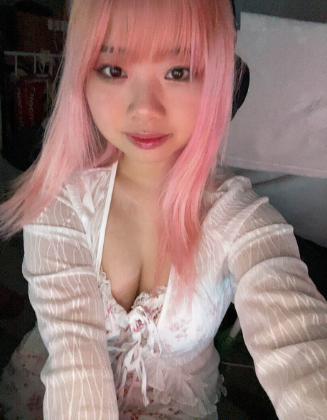 Seireals model pornographic archive