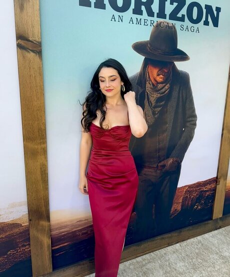 Olivia DeLaurentis sexy model picture