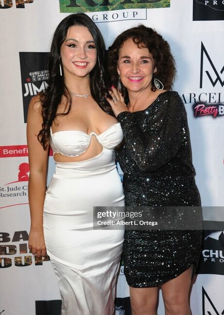 Olivia DeLaurentis sex model archive