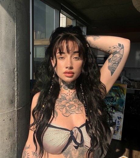 Cassidie Cottone erotic pornstar pic