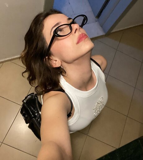 ebrarkrbkn pornstar nude photos