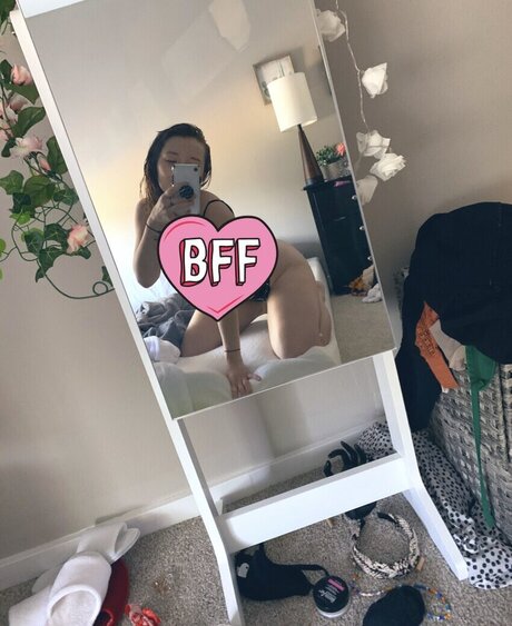 Coffeeslay nude actress img