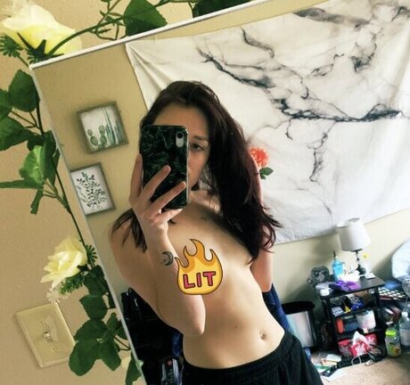 Coffeeslay pornstar pretty archive