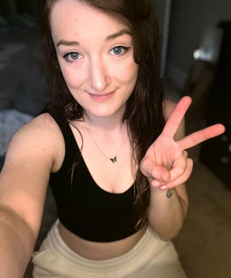 Coffeeslay pornographic model pic