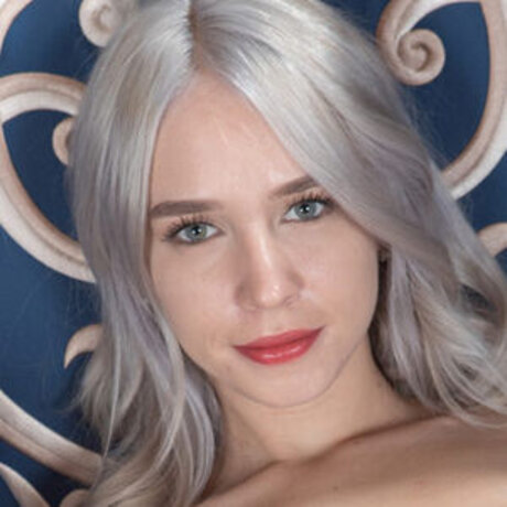 Arteya Dee best model image