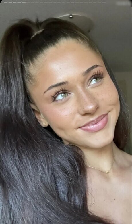 Alysa Ruppert pornstar sex pic