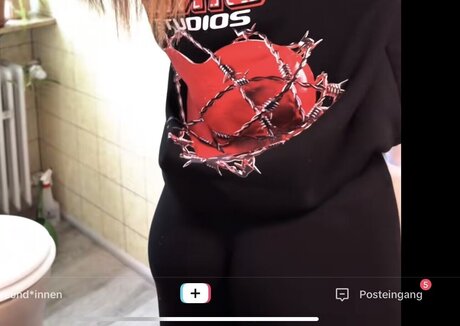 Alysa Ruppert naked star picture