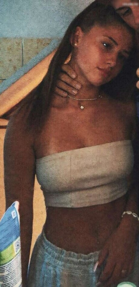 Alysa Ruppert erotic pornstar pics