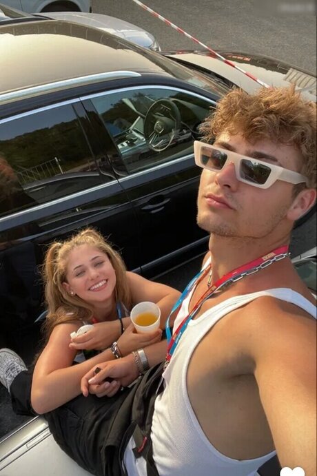 Alysa Ruppert star art pics