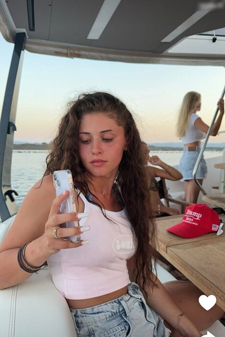 Alysa Ruppert pornographic model pic