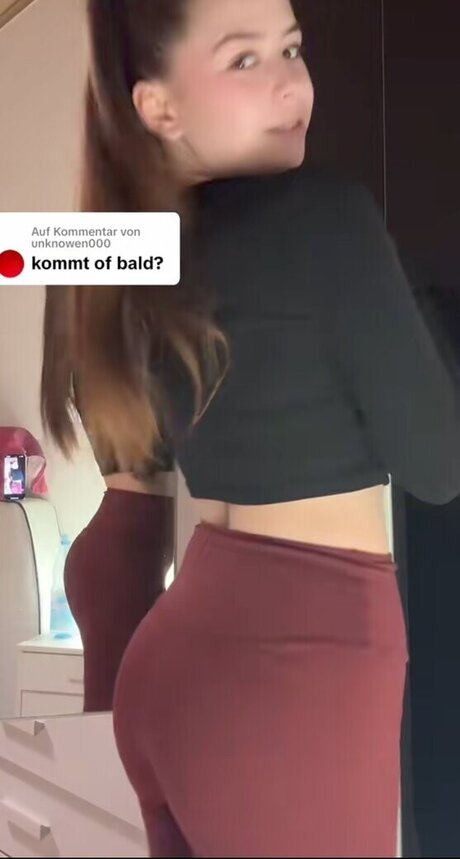 Darling sxh pornographic actress picture