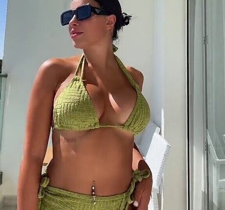 Leyla Lahouar pornstar free pictures