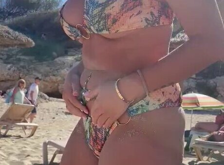 Leyla Lahouar xxx actress photo