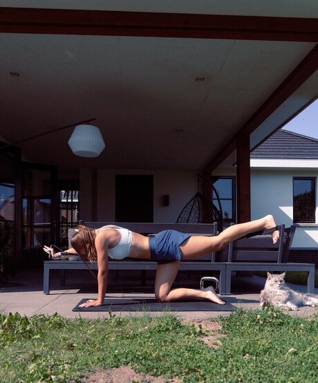 Puck Moonen model pretty image