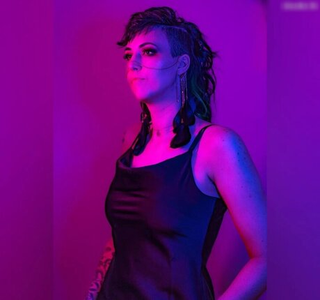 locolea top star image