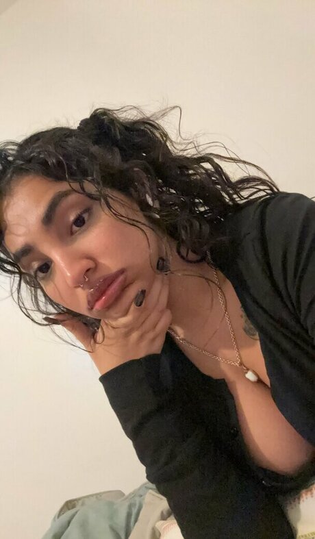 Fionee pornographic actress images