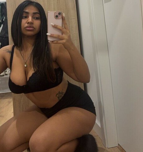 Fionee erotic actress image