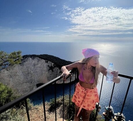 Loredana Zefi model high quality archive