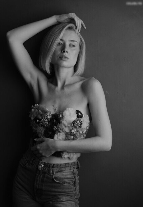 Marie Denise Schwarz star top img