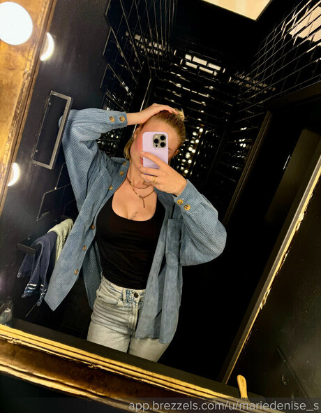 Marie Denise Schwarz star art pictures