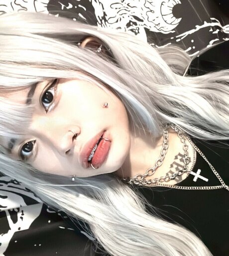 zems3lling pornographic actress pic