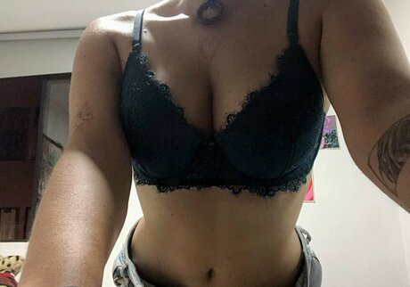 lauraac1 model exclusive pics