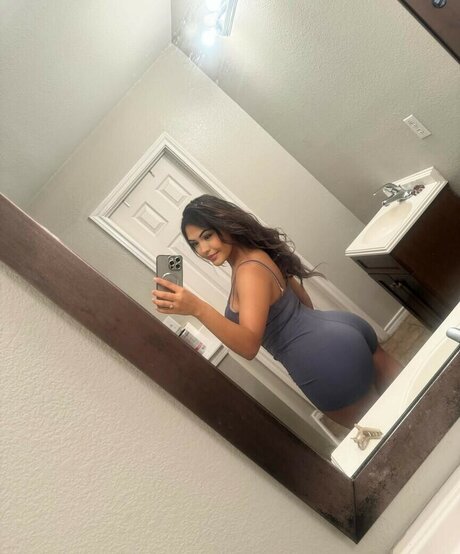 Melissamariee 11 11atm porn model image