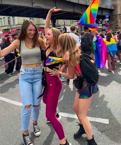 schokolove_ sexy star pictures