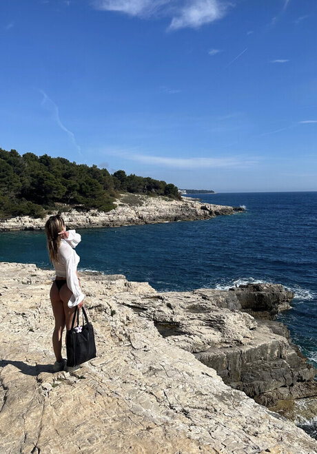 lifting toni adult star pics