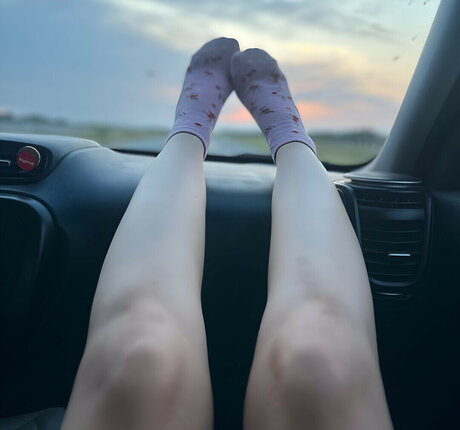 Julyjinku adult model image