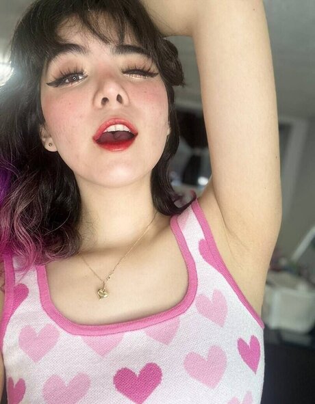 Julyjinku pornstar pretty photos