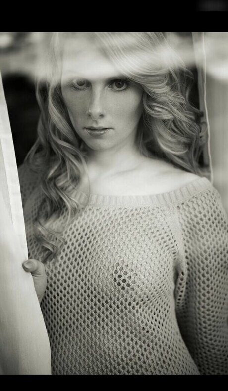 Jacqueline Sparrow art model images