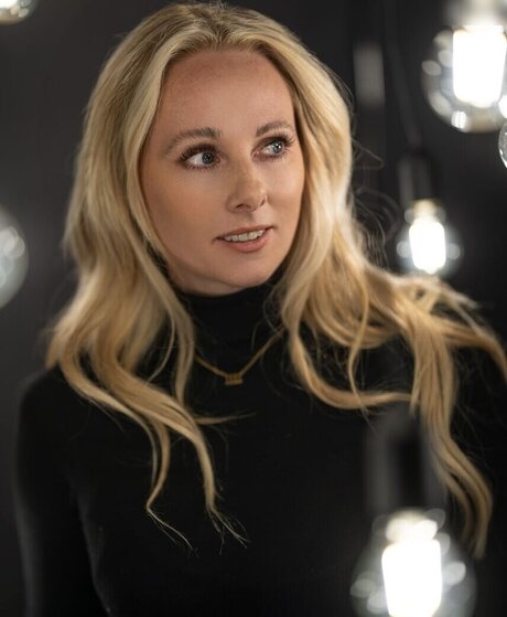 Jacqueline Sparrow star perfect galleries