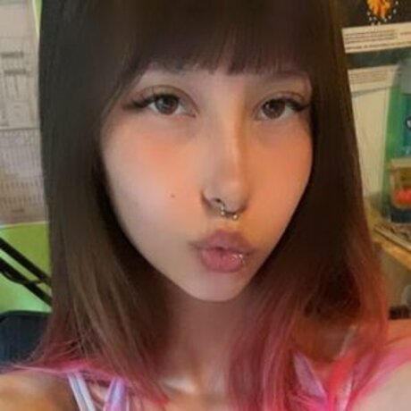 Gutsands1uts model high quality gallery