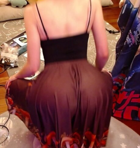 Mello Mutinus art actress pictures