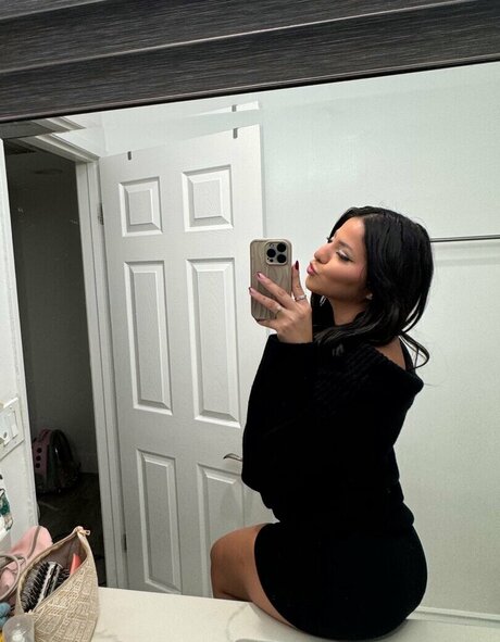 Jackie Figueroa star erotic pictures