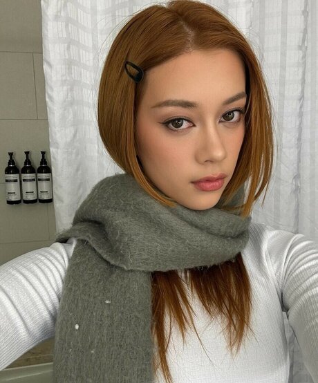 Megan Skiendiel model adult img