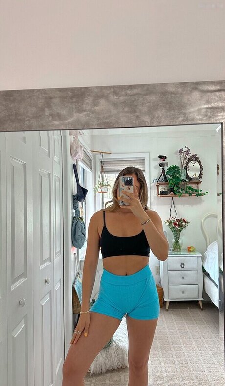 julie tirado model nice image