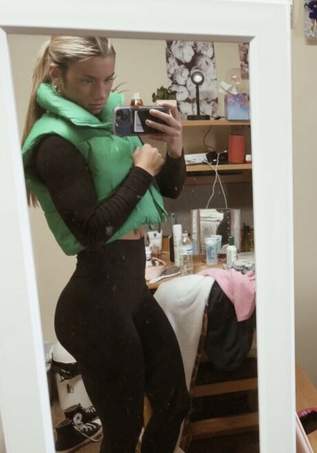 Lauren Creon hd model pictures