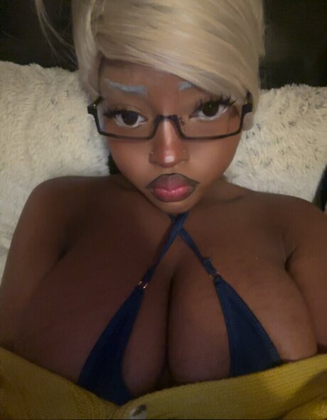 mariethealpha art model photo