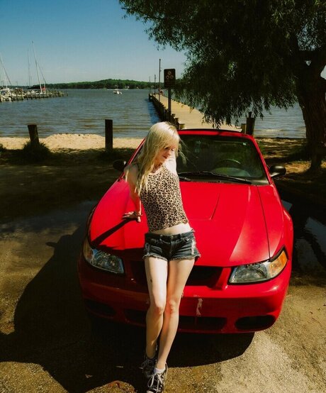 Shauna Dean Cokeland high quality actress pictures