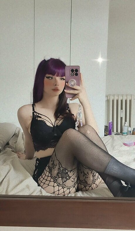 theakaleina pornstar nice photo