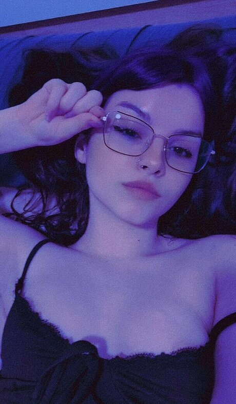 theakaleina pretty pornstar images