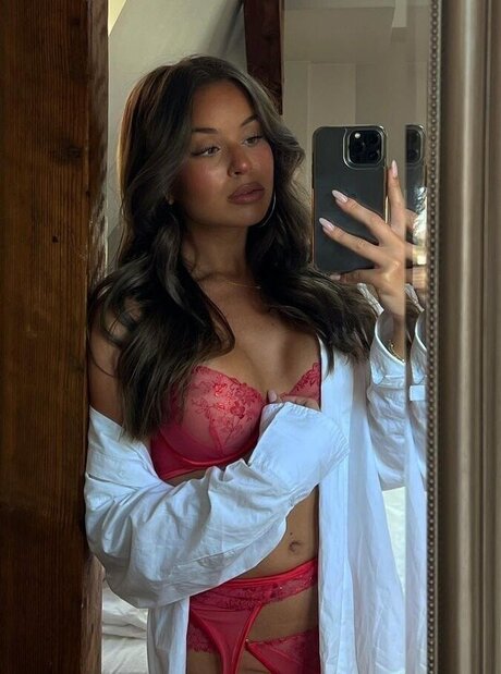 Zoe Liss pretty model images