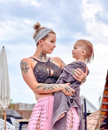 Edith Stehfest model pictures