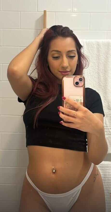 Julia Lupato adult star pic