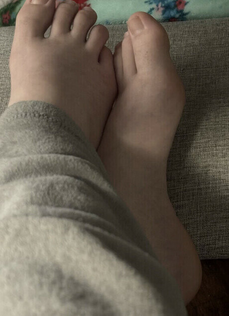 MegalodonVT nude model archive