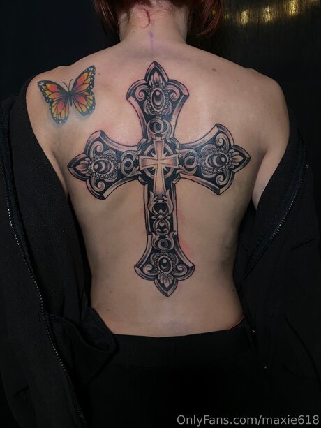 Maxie618 sex model image