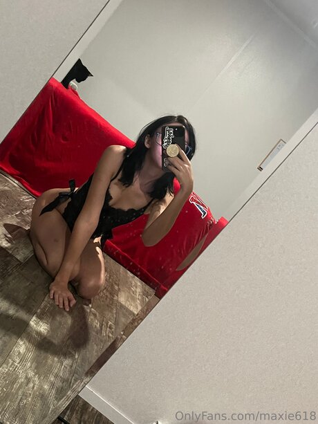 Maxie618 pornstar top archive