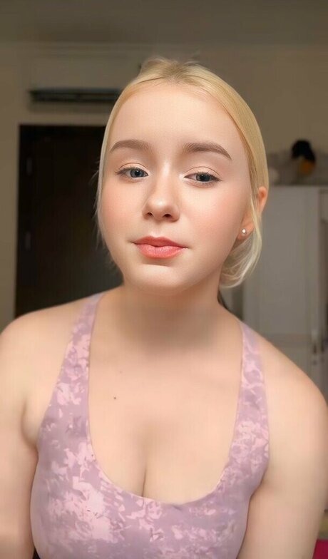 Dasha Gartman porn model picture